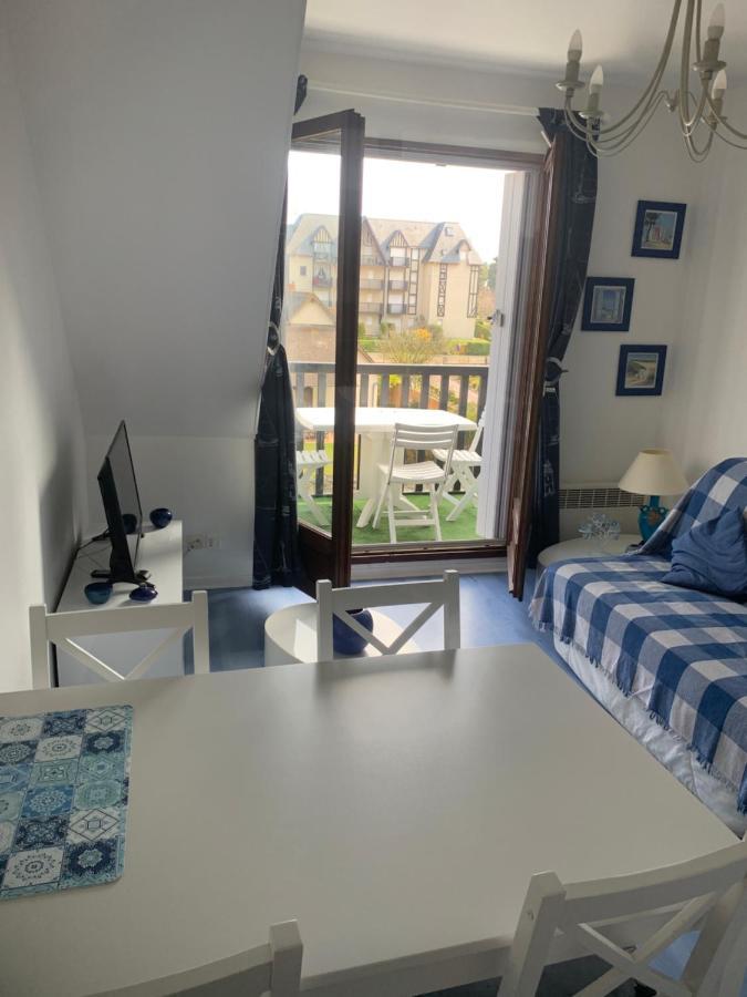 Bord De Apartment *
